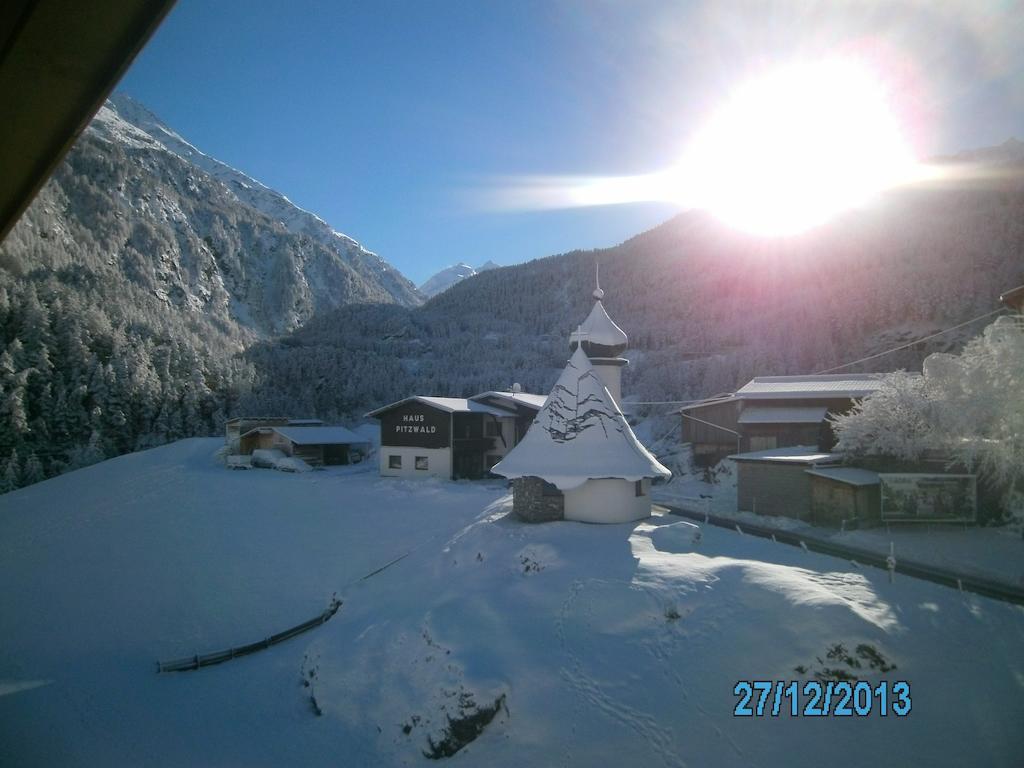 Gaestehaus Hirschenhof Sölden Dış mekan fotoğraf